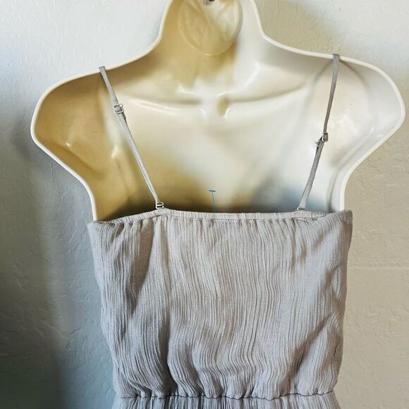 LC Lauren Conrad gray with cream crochet front maxi dress partially line…‎ - Picture 3 of 6